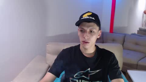 Snapshot of hefesto_69 chatting on 03/08/25, 08:14 hefesto_69 online show from 03/08/25, 08:14