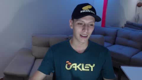 Snapshot of hefesto_69 chatting on 03/11/25, 09:15 hefesto_69 online show from 03/11/25, 09:15