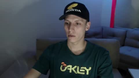 Snapshot of hefesto_69 chatting on 03/12/25, 12:20 hefesto_69 online show from 03/12/25, 12:20