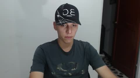 Snapshot of hefesto_69 chatting on 11/08/25, 11:47 hefesto_69 online show from 11/08/25, 11:47