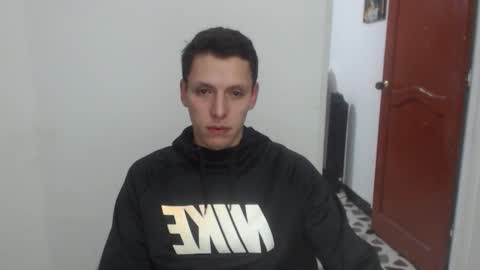 Snapshot of hefesto_69 chatting on 12/05/25, 03:59 hefesto_69 online show from 12/05/25, 03:59