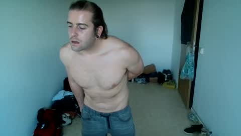 Snapshot of hei_69 chatting on 11/15/25, 02:24 hei_69 online show from 11/15/25, 02:24