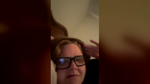 Snapshot of heidimackey2 chatting on 06/09/26, 02:34 heidimackey2 online show from 06/09/26, 02:34