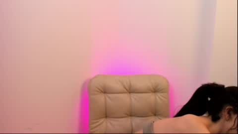 Snapshot of heidipalmer chatting on 06/04/26, 01:55 Heidi Palmer online show from 06/04/26, 01:55