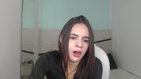 Heidy  online show from 12/23/24, 08:36