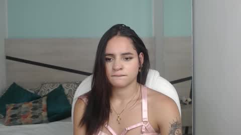 Heidy  online show from 01/07/25, 05:53