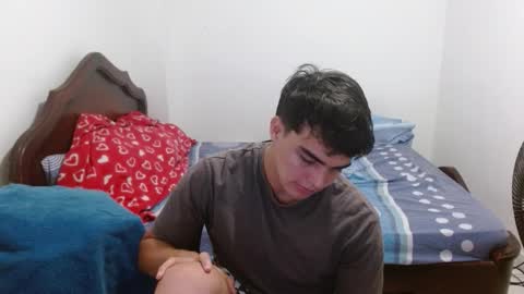 Snapshot of heiker__ chatting on 02/25/26, 04:33 heiker__ online show from 02/25/26, 04:33