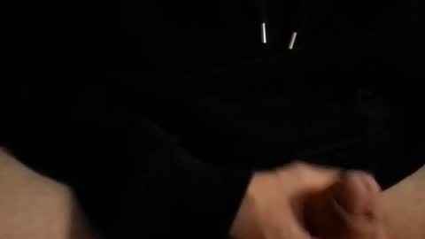 Snapshot of heiko1983696969 chatting on 10/21/25, 10:43 Heiko online show from 10/21/25, 10:43