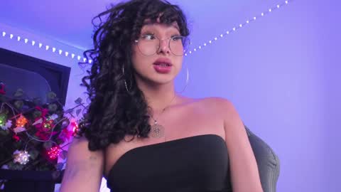 Heka Prudence online show from 12/21/24, 04:52