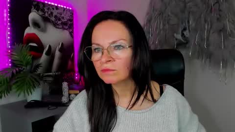 Snapshot of helen_79 chatting on 04/20/26, 03:15 Helen online show from 04/20/26, 03:15