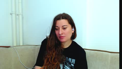 helen_adams_ online show from 12/05/24, 08:00