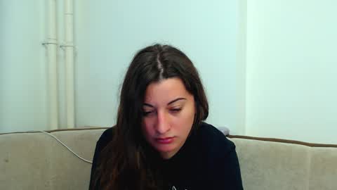 helen_adams_ online show from 12/09/24, 10:43