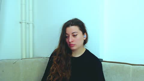 helen_adams_ online show from 01/10/25, 04:44