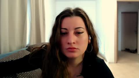 helen_adams_ online show from 05/04/26, 05:58