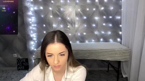 Alice DollySmile and Avelina online show from 12/30/24, 11:15