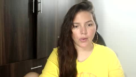 helena online show from 10/19/25, 08:42