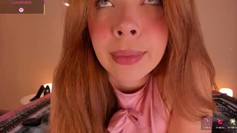 Snapshot of helena_cole chatting on 09/11/25, 10:21 helena online show from 09/11/25, 10:21