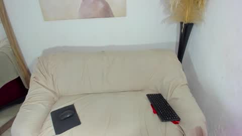 HELENA COPPER online show from 10/20/25, 08:20