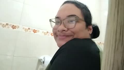 Helena online show from 03/24/26, 03:44