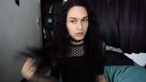 helena_spellman online show from 10/31/25, 05:30