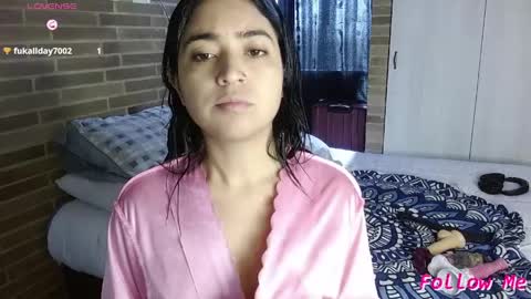  Only 18 cyrus online show from 04/05/26, 01:19