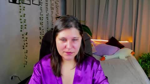 helenahoffmann online show from 02/18/26, 04:19