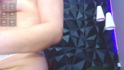 Snapshot of helenasaenzz chatting on 12/02/25, 12:32 Helena Saenz online show from 12/02/25, 12:32