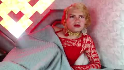 HelenaShineGold online show from 06/06/26, 05:45