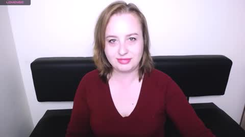 Snapshot of helenbrais chatting on 10/02/25, 06:42 Helen online show from 10/02/25, 06:42