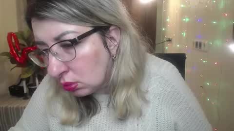 Snapshot of helenenigma chatting on 02/08/25, 05:29 helenenigma online show from 02/08/25, 05:29