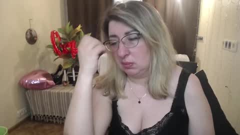 Snapshot of helenenigma chatting on 02/21/25, 04:40 helenenigma online show from 02/21/25, 04:40