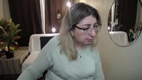 Snapshot of helenenigma chatting on 03/03/25, 04:58 helenenigma online show from 03/03/25, 04:58