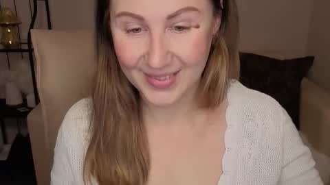 Helen online show from 10/26/25, 02:28