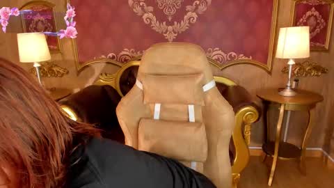 Helen or Hells online show from 11/26/25, 12:06