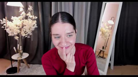 Helen online show from 02/25/25, 06:14