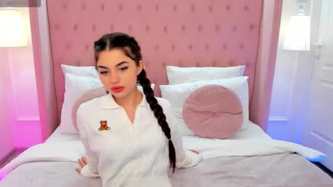 Helen online show from 11/07/25, 01:44