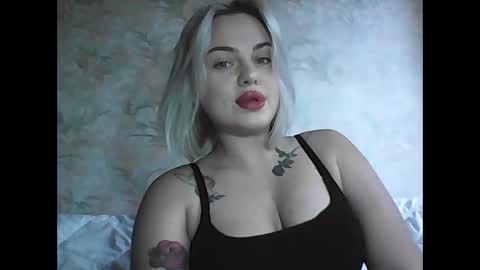 helga_now online show from 02/06/25, 09:00