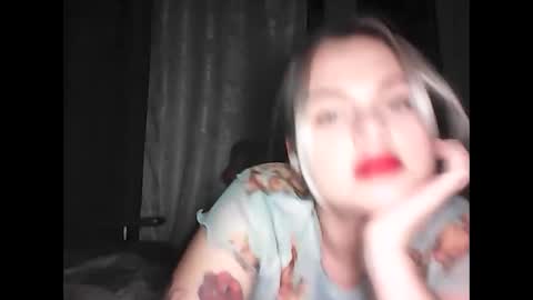 helga_now online show from 02/06/25, 07:29