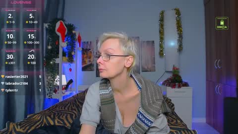 Helga online show from 12/22/24, 01:12