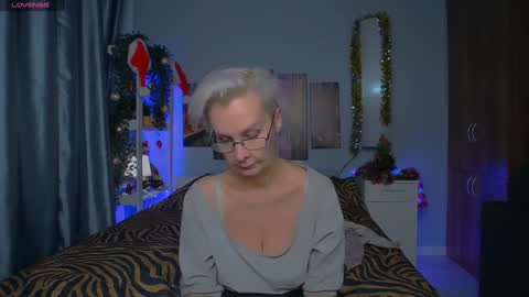 Helga online show from 01/05/25, 12:42
