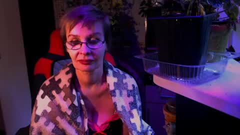 Snapshot of helgahimmele chatting on 05/30/26, 02:58 Helga online show from 05/30/26, 02:58