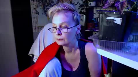 Snapshot of helgahimmele chatting on 06/27/26, 05:51 Helga online show from 06/27/26, 05:51