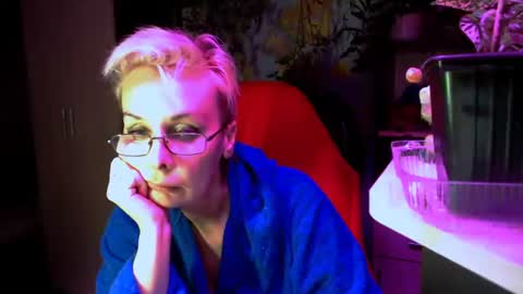 Snapshot of helgahimmele chatting on 07/20/26, 06:21 Helga online show from 07/20/26, 06:21