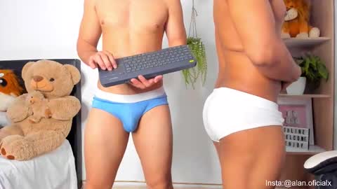 alan y zack online show from 02/17/26, 12:45