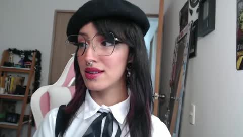 cher online show from 01/15/25, 08:37
