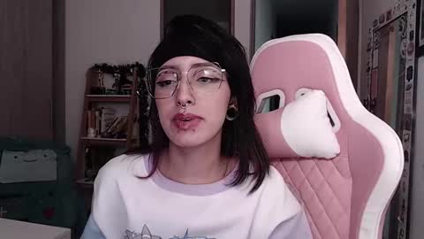 cher online show from 01/19/25, 04:22