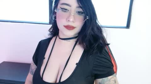 Hell Girl online show from 11/30/25, 09:19