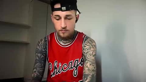 Snapshot of hellacozy chatting on 03/01/26, 04:14 hellacozy online show from 03/01/26, 04:14