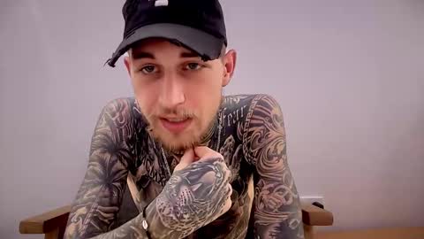 Snapshot of hellacozy chatting on 03/08/26, 02:04 hellacozy online show from 03/08/26, 02:04