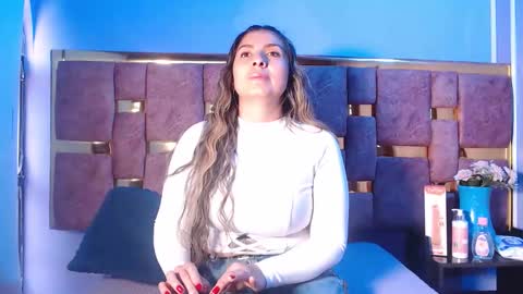 Hellen.  online show from 03/26/26, 11:38